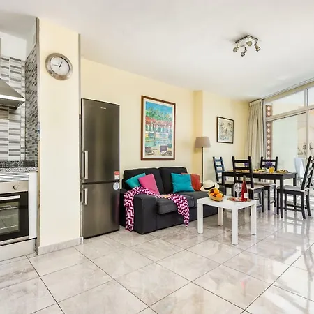 Y6e Very Central Apartment! Lasamericas View! Aparthotel Arona (Tenerife)