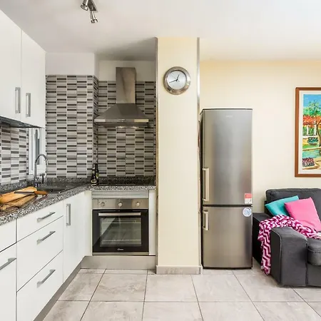 Y6e Very Central Apartment! Lasamericas View! 3* Arona (Tenerife)